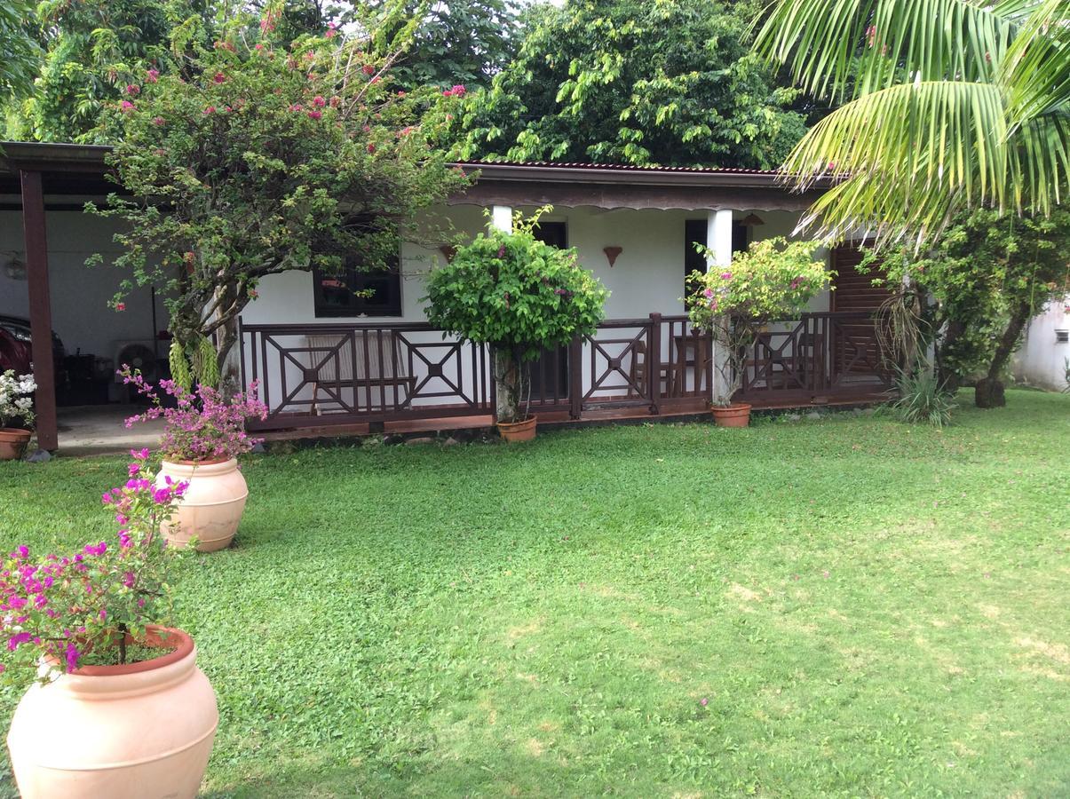 Le Bungalow Des Bougainvilliers Ducos Εξωτερικό φωτογραφία